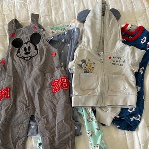 8 piece Disney baby clothes from 3mo- 1 year. Including birthday onesie! (004)
